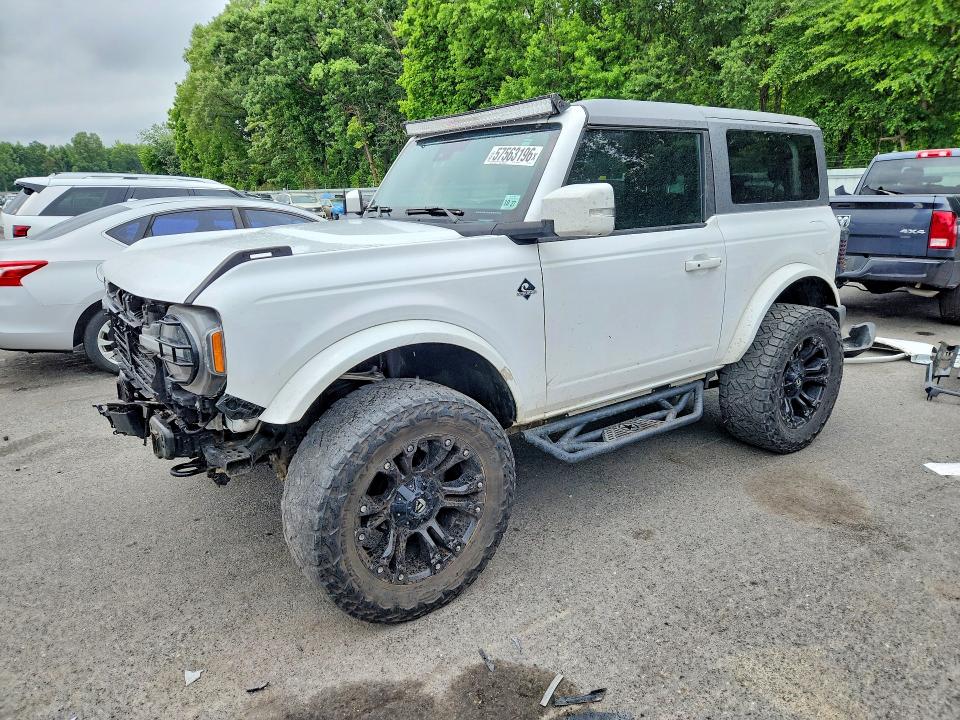 Продажа на аукционе авто 2022 Ford Bronco, vin: 1FMDE5AP1NLB69795, номер лота: 57563196