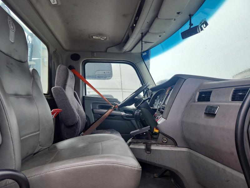 57911206 :رقم المزاد ، 1XKYA48X8GJ496523 vin ، 2016 Kenworth Construction مزاد بيع