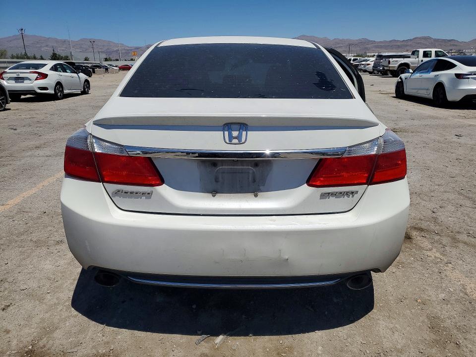 56844926 :رقم المزاد ، 1HGCR2F54FA145063 vin ، 2015 Honda Accord مزاد بيع