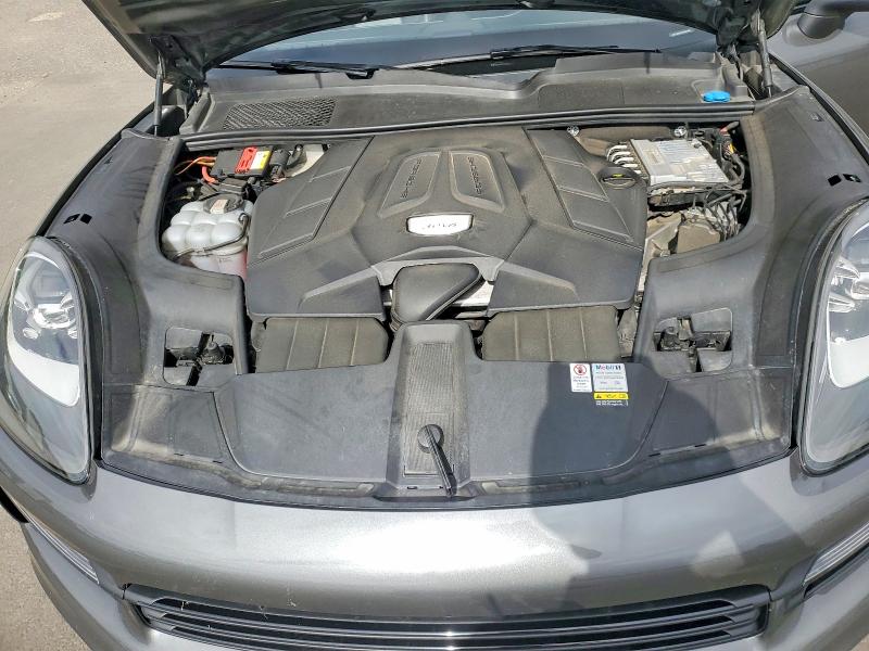 57424956 :رقم المزاد ، WP1AA2AY1NDA04400 vin ، 2022 Porsche Cayenne مزاد بيع