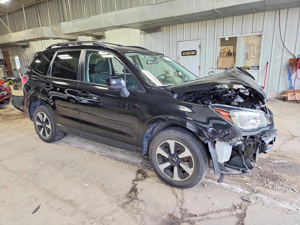 56304206 :رقم المزاد ، JF2SJAGC3HH420281 vin ، 2017 Subaru Forester مزاد بيع