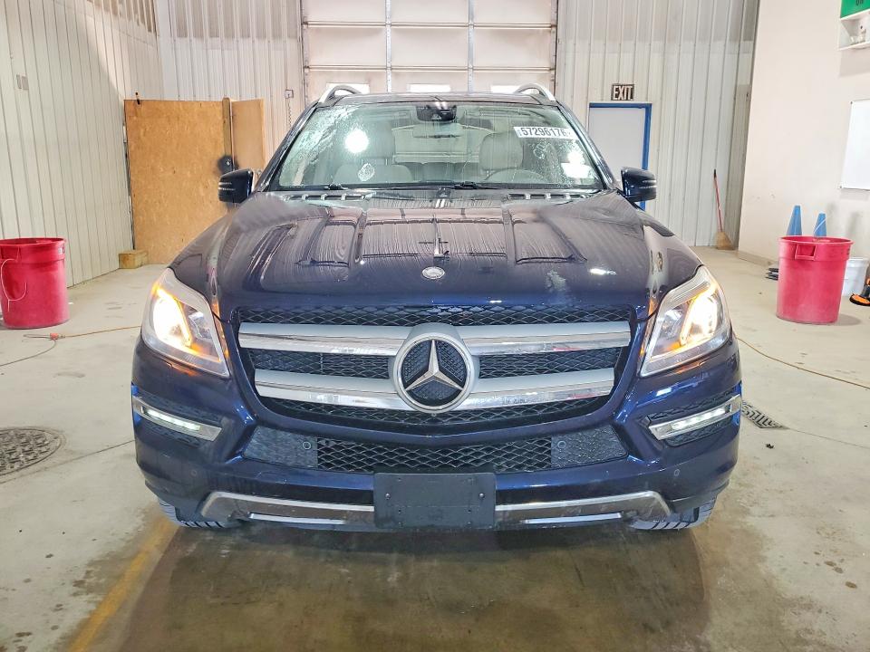 57296176 :رقم المزاد ، 4JGDF6EE1FA520908 vin ، 2015 Mercedes-benz Gl مزاد بيع