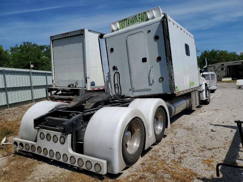 55939726 :رقم المزاد ، 1FUJGEBG0CLBL7364 vin ، 2012 Freightliner Cascadia مزاد بيع