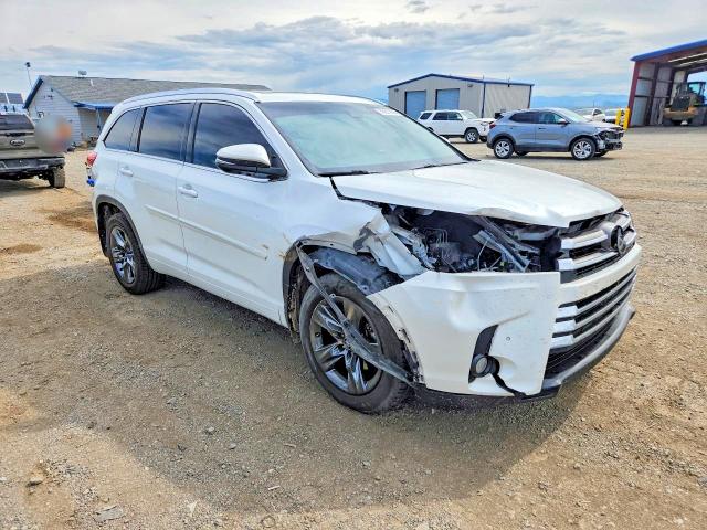 2017 Toyota Highlander მანქანა იყიდება აუქციონზე, vin: 5TDDZRFH8HS434183, აუქციონის ნომერი: 58622596