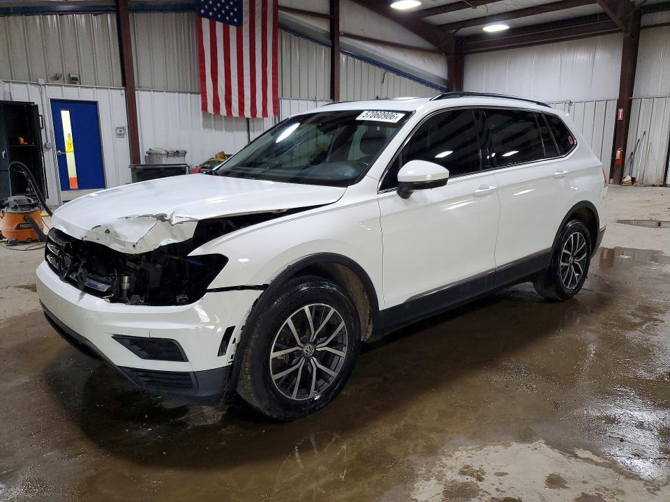 Auction sale of the 2018 Volkswagen Tiguan, vin: 3VV2B7AX4JM192675, lot number: 57060906
