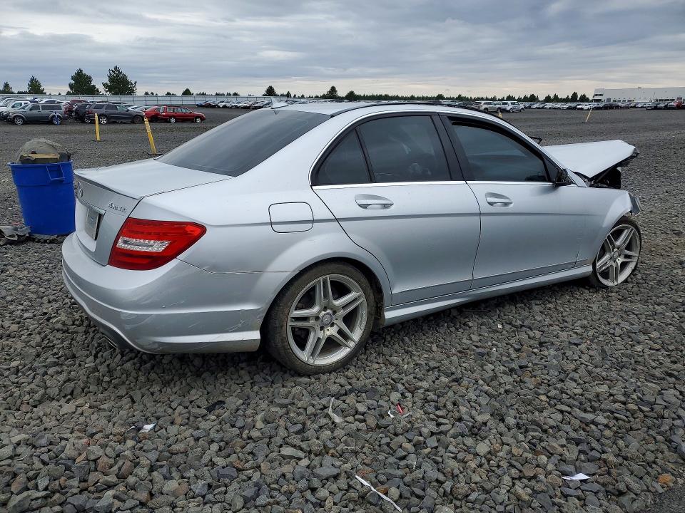 59316686 :رقم المزاد ، WDDGF8AB1DG081542 vin ، 2013 Mercedes-benz C مزاد بيع