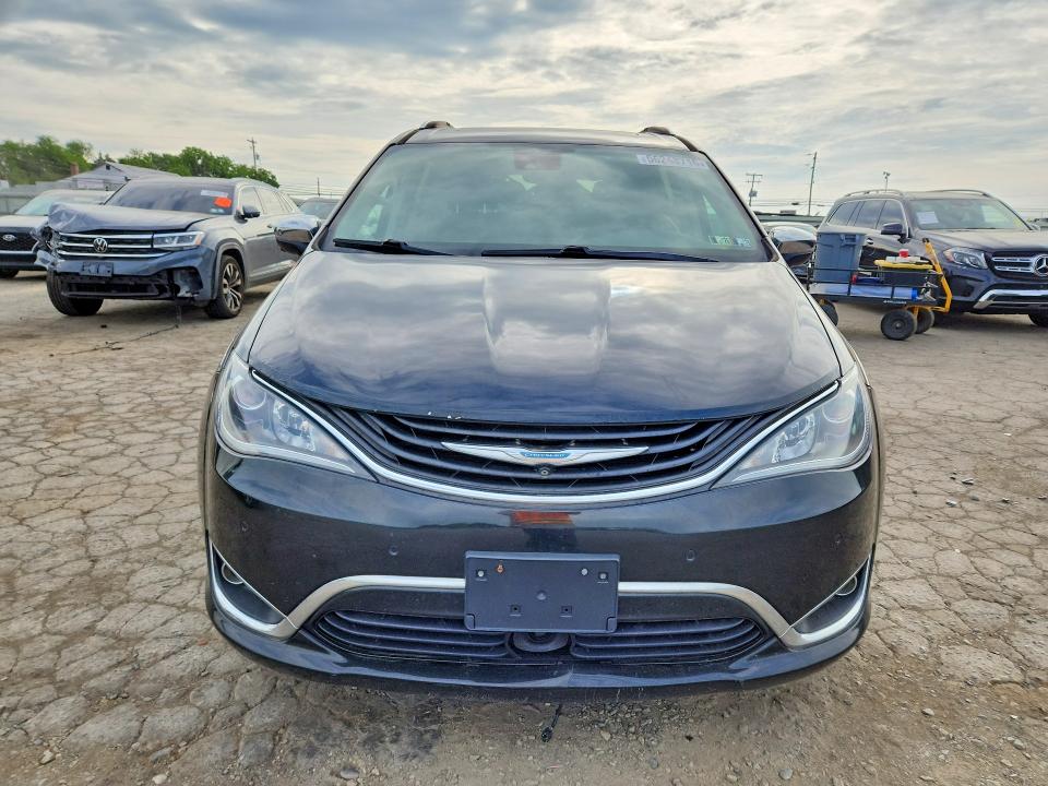 2018 Chrysler Pacifica მანქანა იყიდება აუქციონზე, vin: 2C4RC1N73JR178485, აუქციონის ნომერი: 56248716