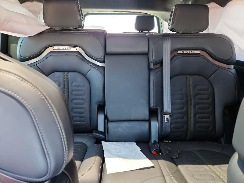 2024 Rivian R1s მანქანა იყიდება აუქციონზე, vin: 7PDSGABA5RN033875, აუქციონის ნომერი: 55115956