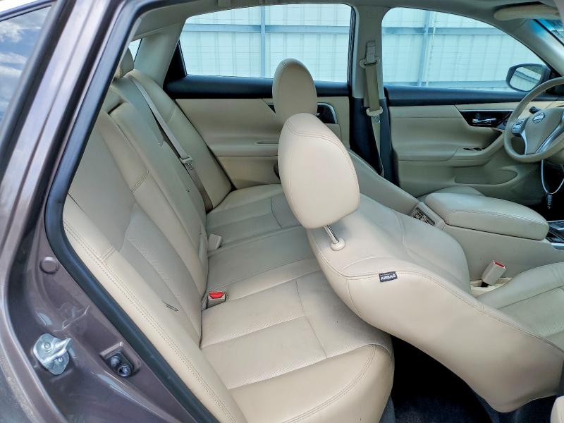 58683836 :رقم المزاد ، 1N4AL3AP8FC257235 vin ، 2015 Nissan Altima مزاد بيع