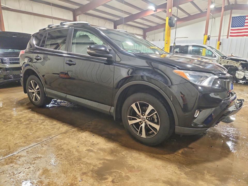 2018 Toyota Rav4 მანქანა იყიდება აუქციონზე, vin: 2T3RFREV1JW850697, აუქციონის ნომერი: 58582216