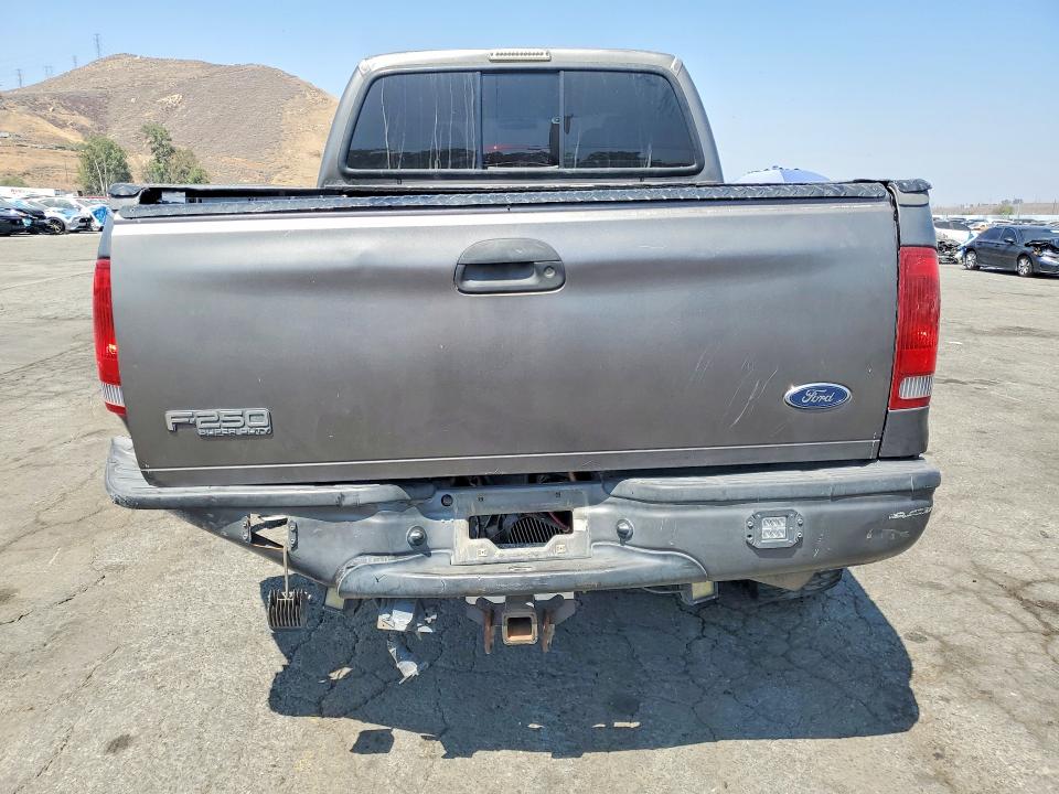 58451326 :رقم المزاد ، 1FTNW21S44EA18445 vin ، 2004 Ford F250 مزاد بيع