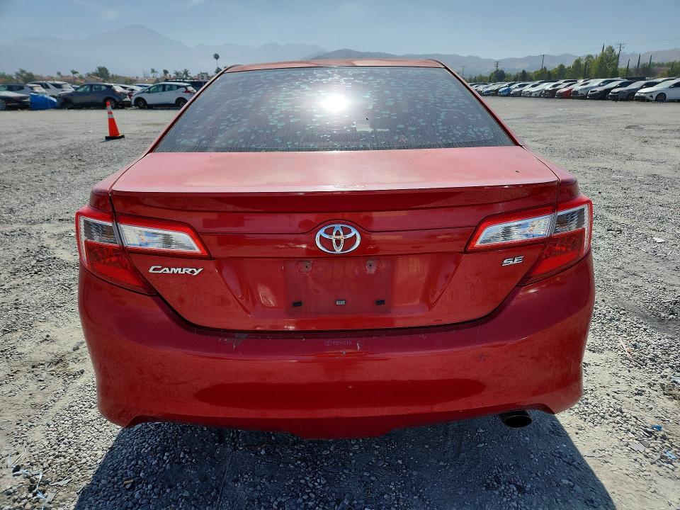 56377456 :رقم المزاد ، 4T1BF1FK6CU596388 vin ، 2012 Toyota Camry مزاد بيع