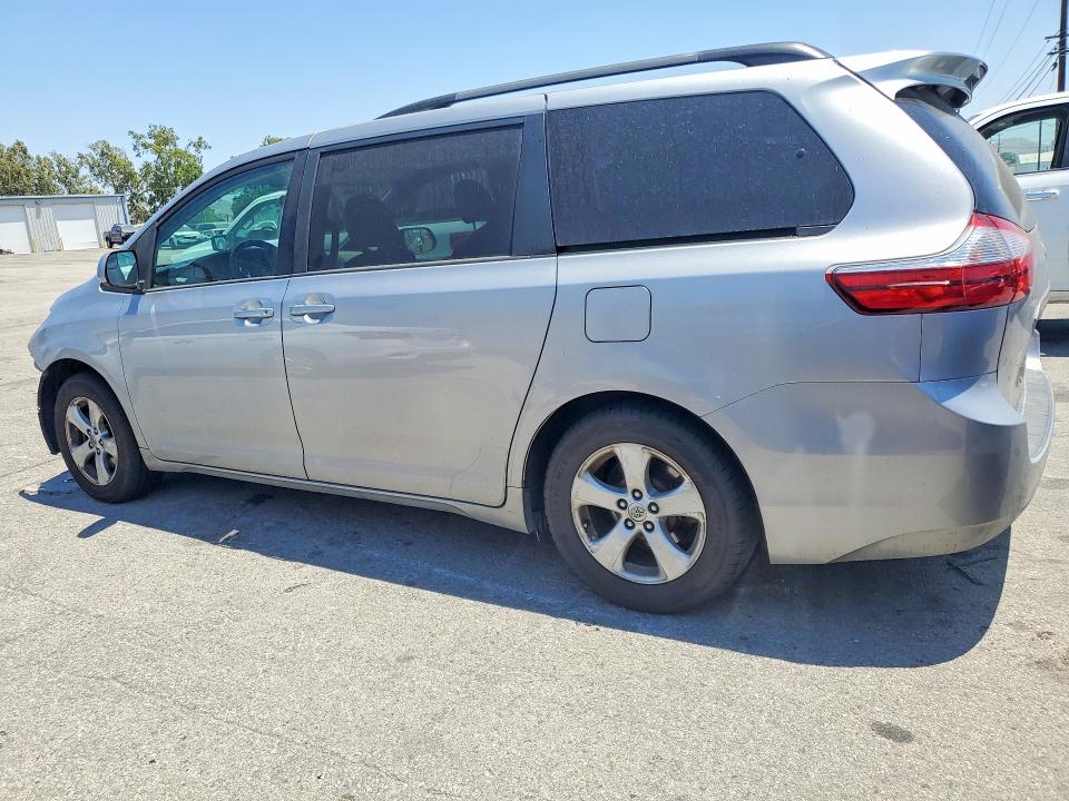 57507696 :رقم المزاد ، 5TDKK3DC9FS552336 vin ، 2015 Toyota Sienna مزاد بيع