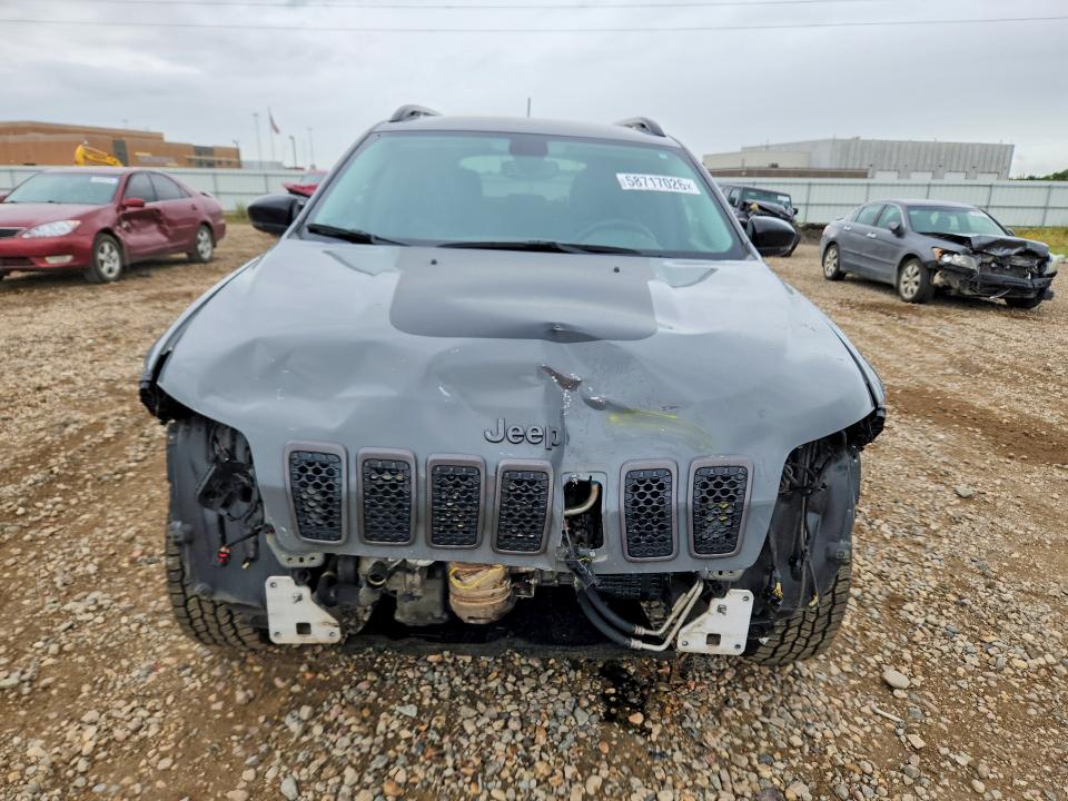 58717026 :رقم المزاد ، 1C4PJMBX0ND512631 vin ، 2022 Jeep Cherokee مزاد بيع