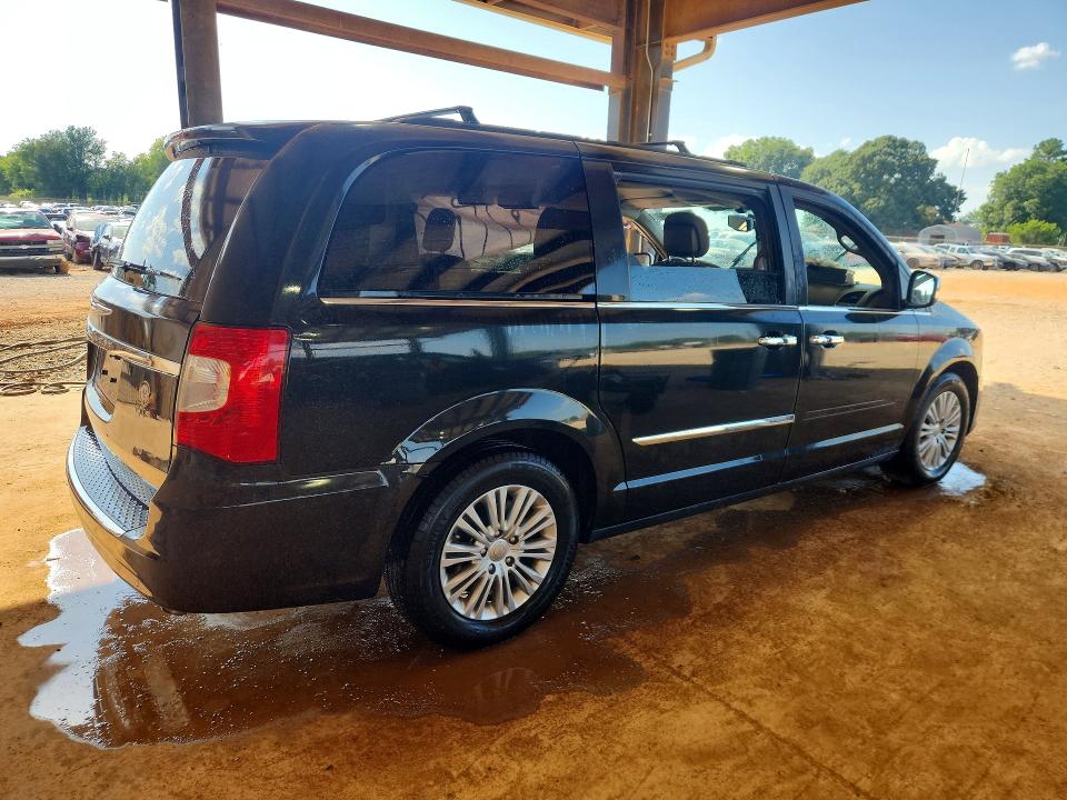 Auction sale of the 2015 Chrysler Town & Country, vin: 2C4RC1CG6FR639012, lot number: 85791345