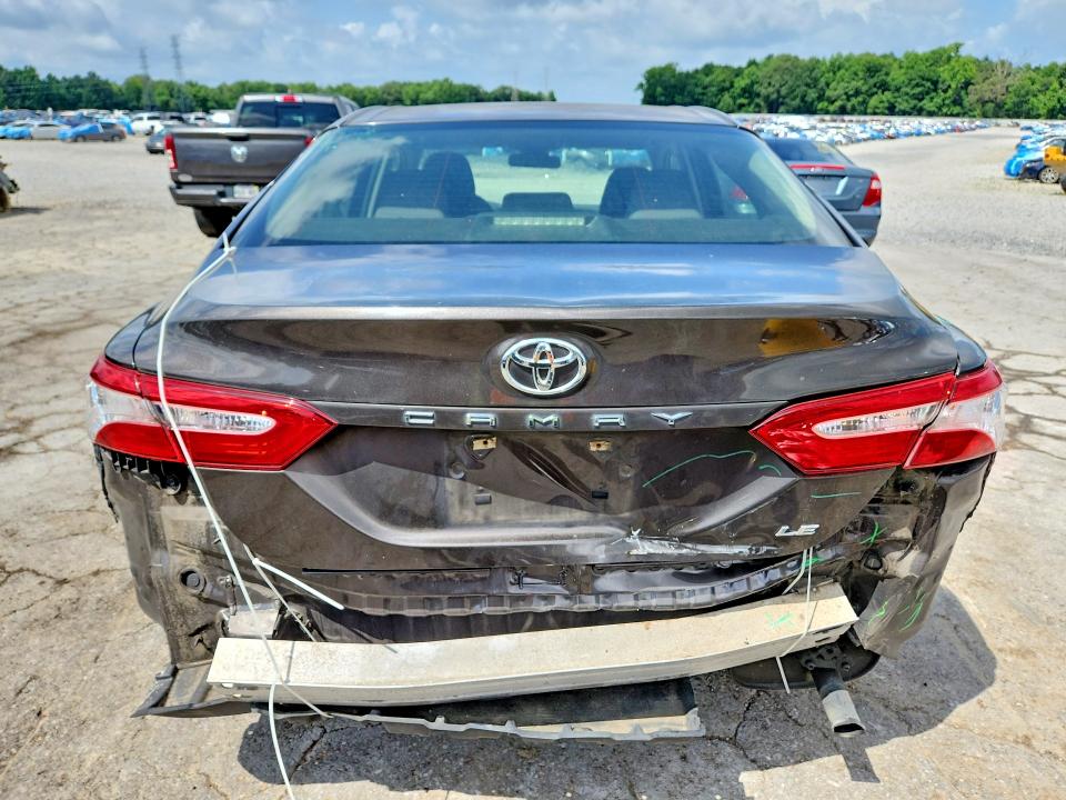 Продаж на аукціоні авто 2018 Toyota Camry, vin: JTNB11HK6J3043884, номер лоту: 56601276