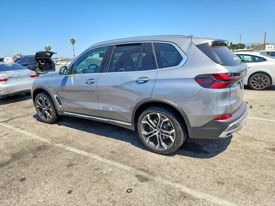 58120336 :رقم المزاد ، 5UX13EU01T9319926 vin ، 2026 Bmw X5 مزاد بيع