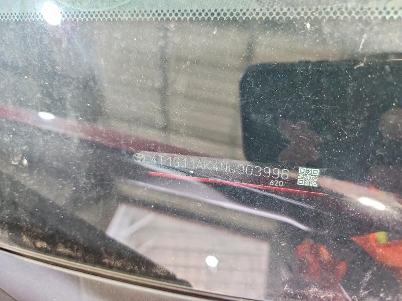 58548676 :رقم المزاد ، 4T1G11AK4NU003996 vin ، 2022 Toyota Camry مزاد بيع