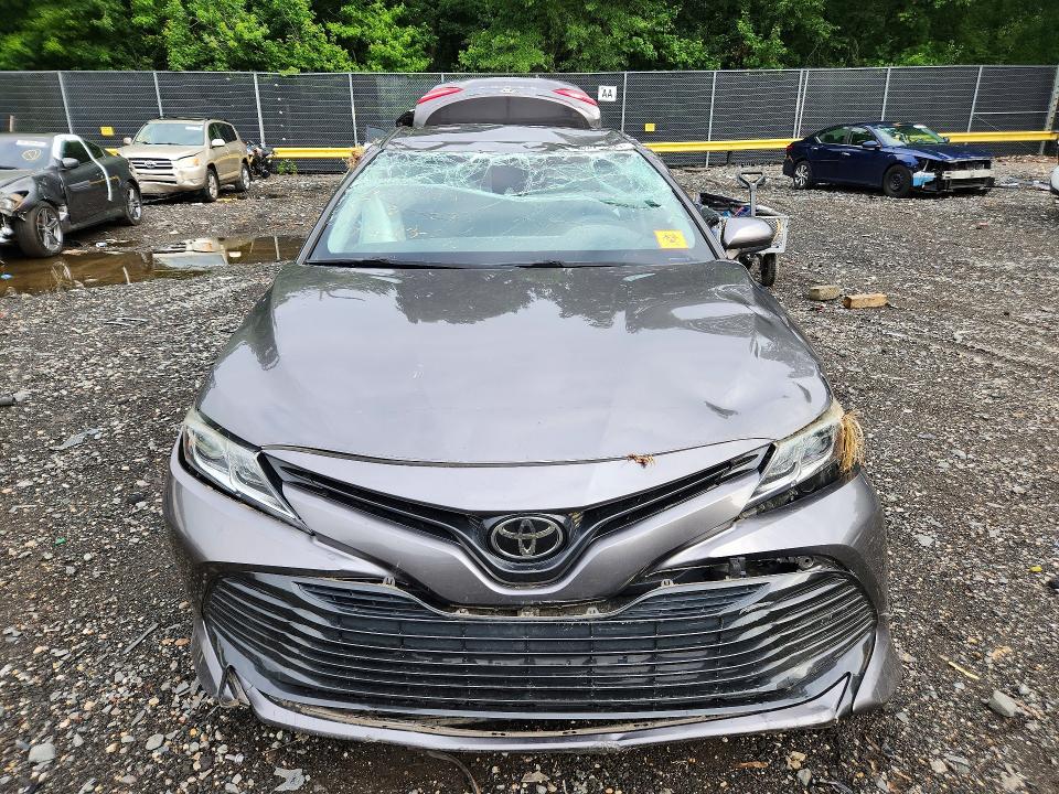 2020 Toyota Camry მანქანა იყიდება აუქციონზე, vin: 4T1C11AK2LU863987, აუქციონის ნომერი: 58325156