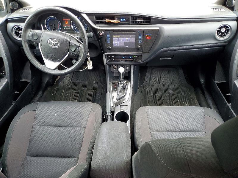 53428166 :رقم المزاد ، 2T1BURHE8JC074159 vin ، 2018 Toyota Corolla مزاد بيع