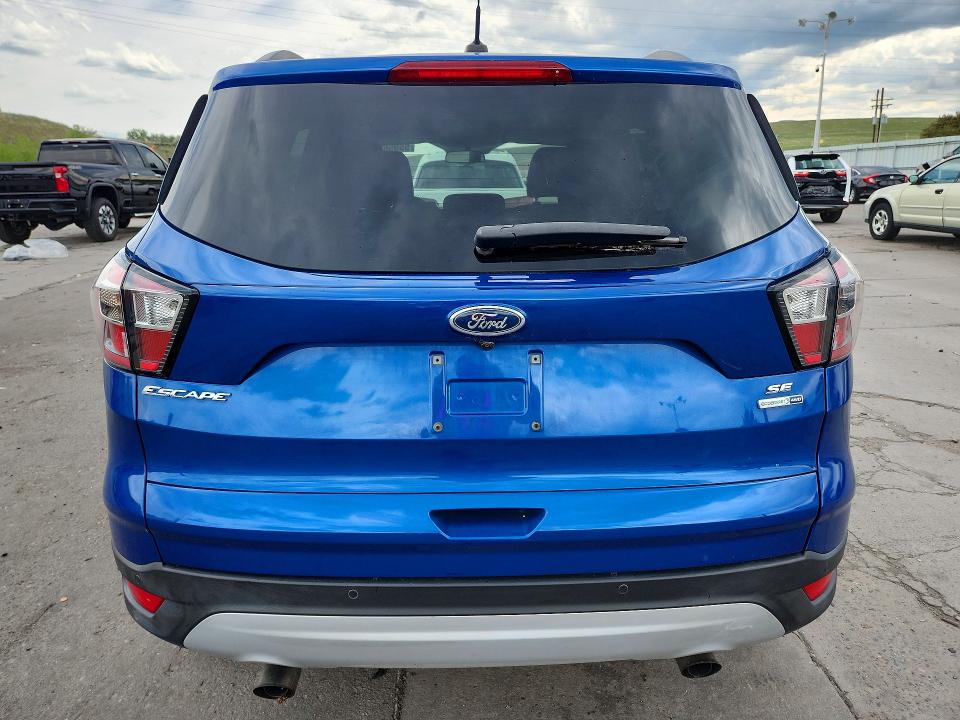 Продажа на аукционе авто 2017 Ford Escape, vin: 1FMCU9GD4HUE90490, номер лота: 55956866