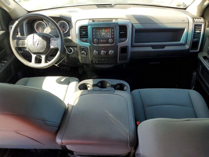 57377366 :رقم المزاد ، 1C6RR7KM8HS606403 vin ، 2017 Ram 1500 مزاد بيع
