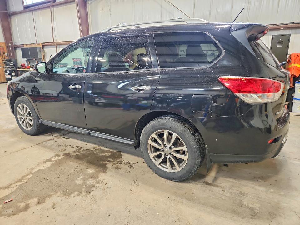 56047466 :رقم المزاد ، 5N1AR2MM2FC645254 vin ، 2015 Nissan Pathfinder مزاد بيع