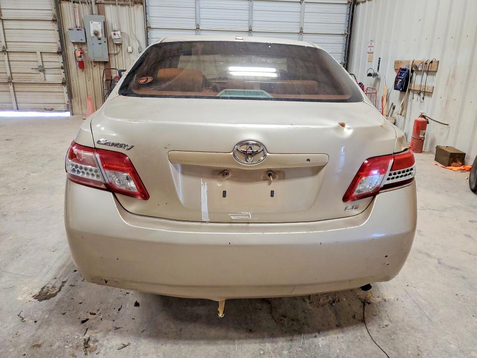 2010 Toyota Camry მანქანა იყიდება აუქციონზე, vin: 4T4BF3EK6AR056037, აუქციონის ნომერი: 58707586