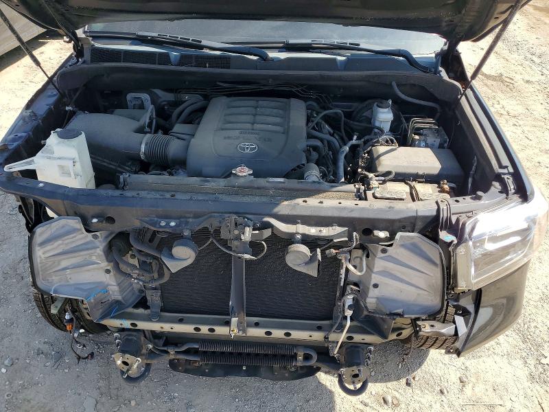 55682796 :رقم المزاد ، 5TFAY5F17JX730751 vin ، 2018 Toyota Tundra مزاد بيع