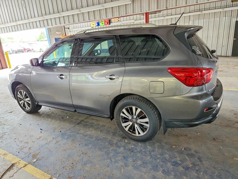 57485236 :رقم المزاد ، 5N1DR2MM3HC911557 vin ، 2017 Nissan Pathfinder مزاد بيع