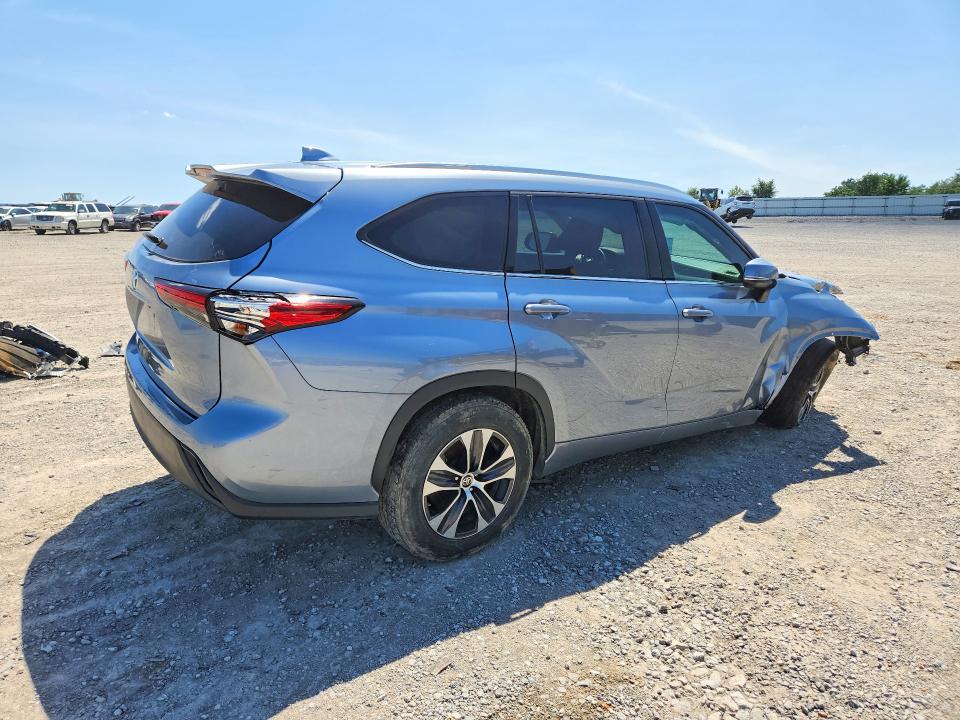 2021 Toyota Highlander მანქანა იყიდება აუქციონზე, vin: 5TDGZRAH7MS074175, აუქციონის ნომერი: 55882376