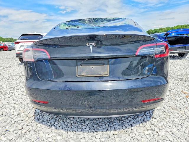 58734856 :رقم المزاد ، 5YJ3E1EA2MF017704 vin ، 2021 Tesla Model 3 مزاد بيع