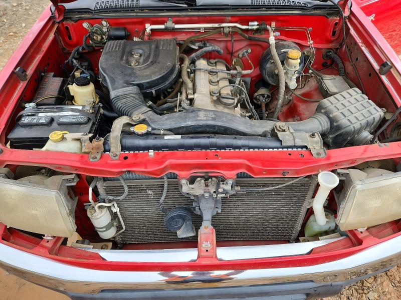 2000 Nissan Frontier მანქანა იყიდება აუქციონზე, vin: 1N6DD26S1YC357706, აუქციონის ნომერი: 57494056