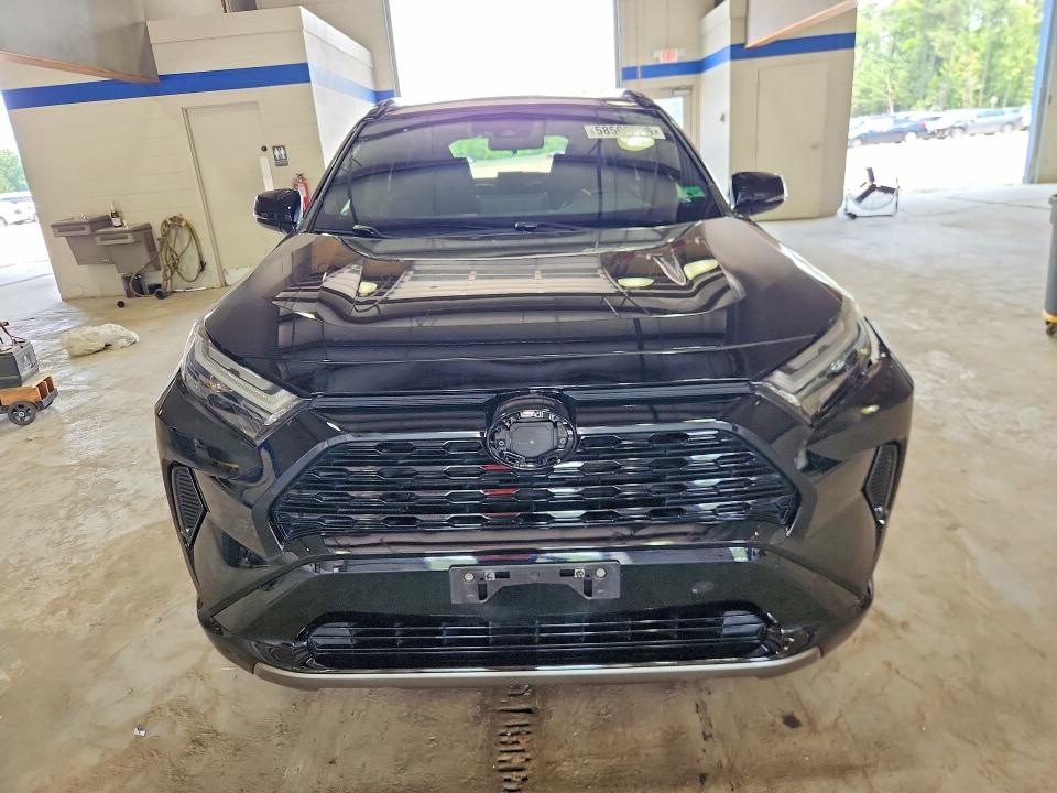Продажа на аукционе авто 2023 Toyota Rav4, vin: JTM16RFV4PD091058, номер лота: 58508556
