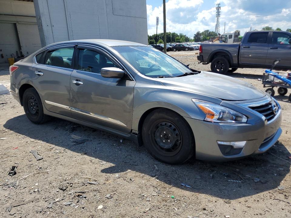 2015 Nissan Altima მანქანა იყიდება აუქციონზე, vin: 1N4AL3AP3FN360518, აუქციონის ნომერი: 58106056