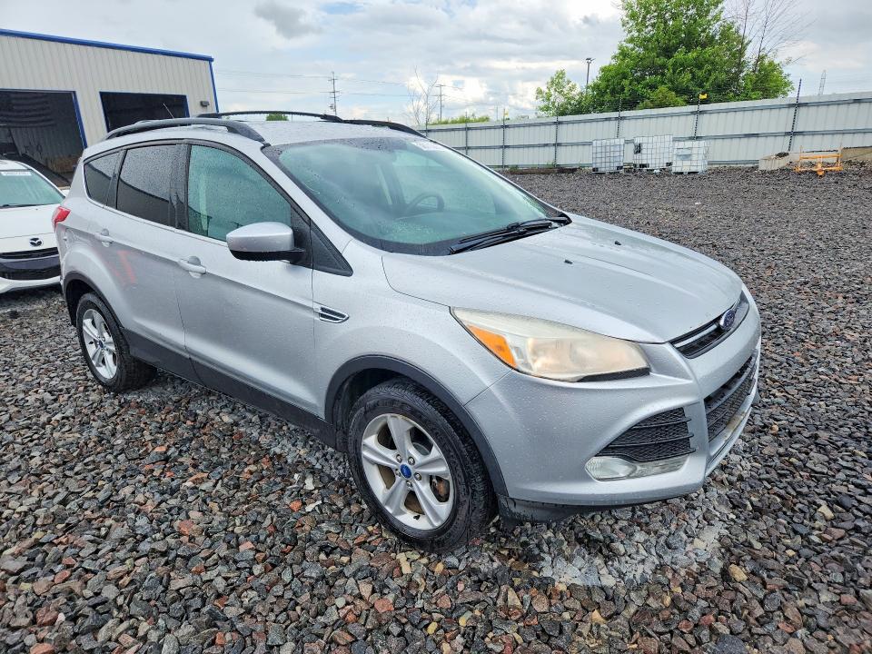 2013 Ford Escape მანქანა იყიდება აუქციონზე, vin: 1FMCU9GX4DUC81545, აუქციონის ნომერი: 58713866
