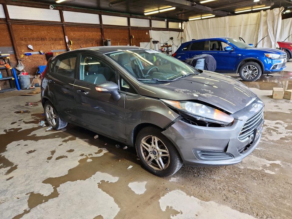 55992426 :رقم المزاد ، 3FADP4EJ4JM111113 vin ، 2018 Ford Fiesta مزاد بيع
