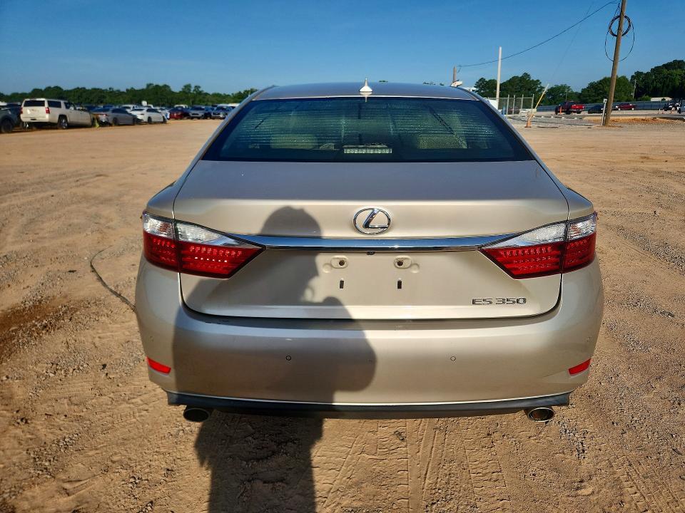 58549756 :رقم المزاد ، JTHBK1GG1D2063483 vin ، 2013 Lexus Es مزاد بيع