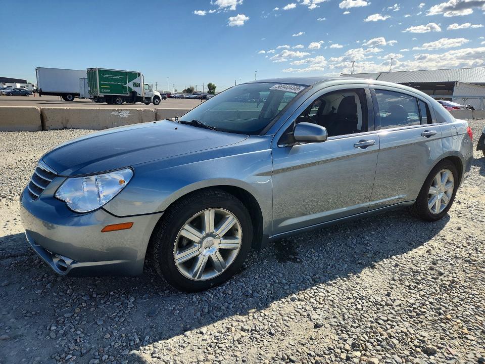 56940496 :رقم المزاد ، 1C3CC5FV4AN231111 vin ، 2010 Chrysler Sebring مزاد بيع