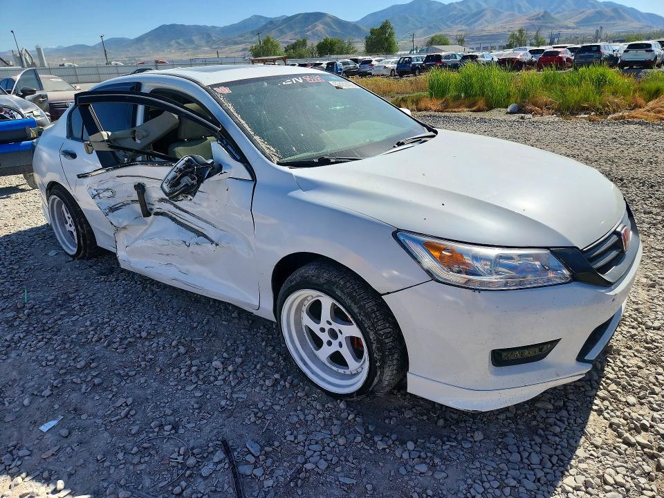 55432406 :رقم المزاد ، 1HGCR2F72EA127516 vin ، 2014 Honda Accord مزاد بيع