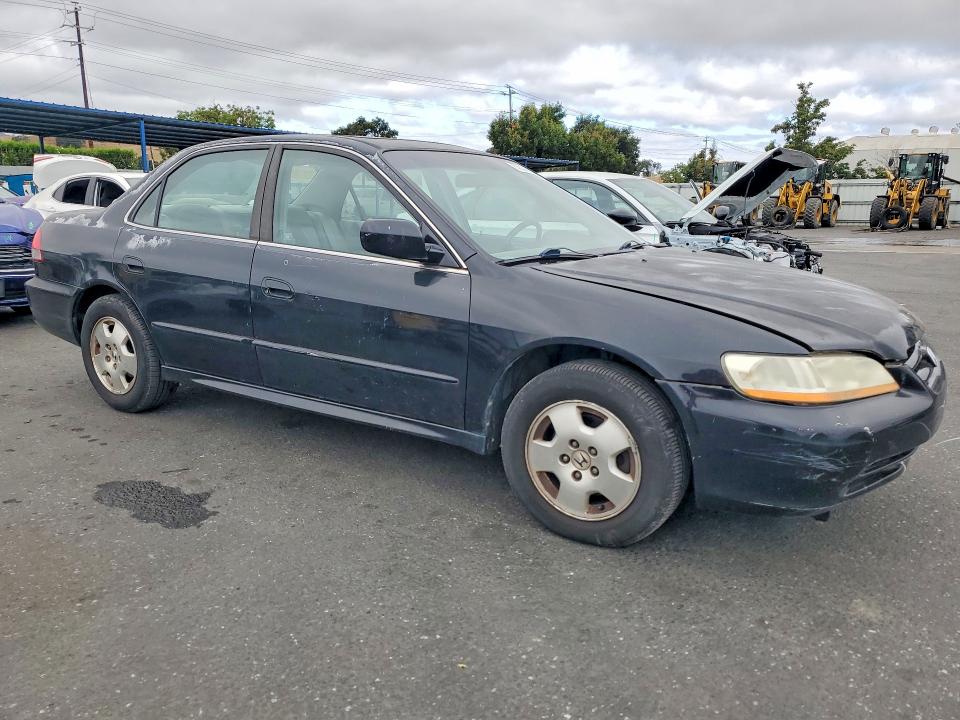 2002 Honda Accord მანქანა იყიდება აუქციონზე, vin: 1HGCG16502A023052, აუქციონის ნომერი: 57531256