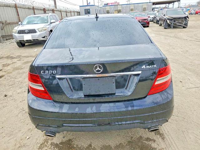 55988956 :رقم المزاد ، WDDGF8AB1DR251774 vin ، 2013 Mercedes-benz C مزاد بيع
