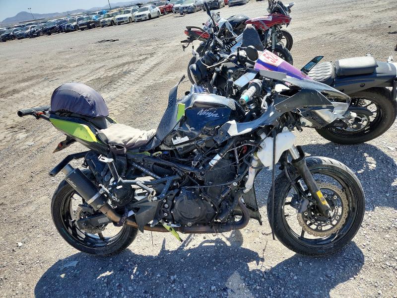 52456866 :رقم المزاد ، JKAEXKG18JDA03621 vin ، 2018 Kawasaki Ex400 مزاد بيع