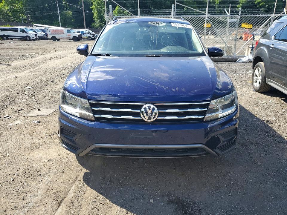Продажа на аукционе авто 2021 Volkswagen Tiguan, vin: 3VV3B7AX8MM059040, номер лота: 58320246