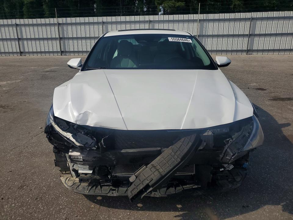 55584646 :رقم المزاد ، 5NPLP4AG4NH055749 vin ، 2022 Hyundai Elantra مزاد بيع