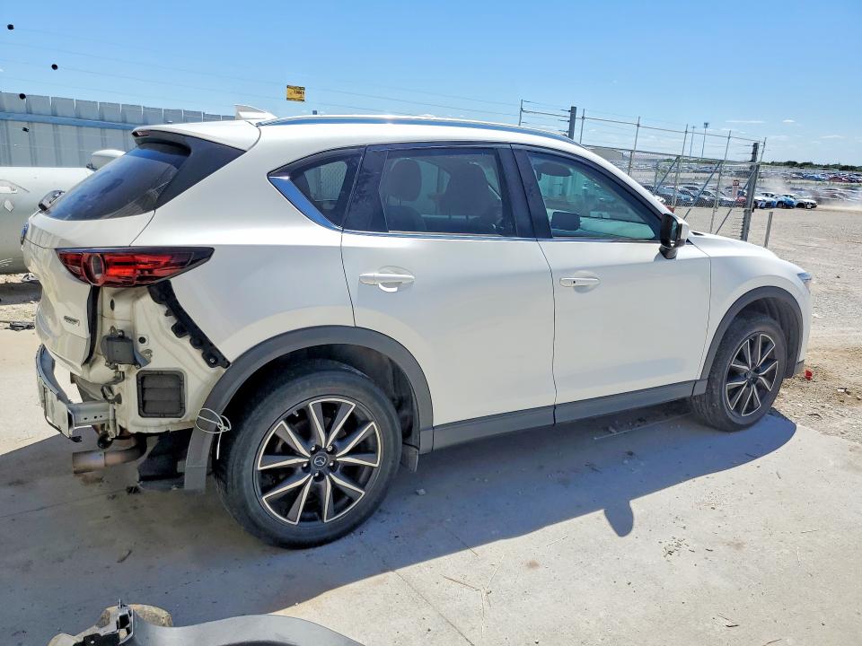 2018 Mazda Cx-5 მანქანა იყიდება აუქციონზე, vin: JM3KFADM6J1377686, აუქციონის ნომერი: 57209216
