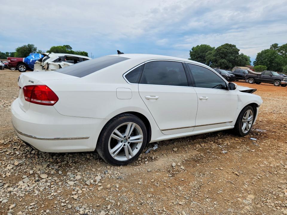 2013 Volkswagen Passat მანქანა იყიდება აუქციონზე, vin: 1VWCM7A3XDC067855, აუქციონის ნომერი: 56865486