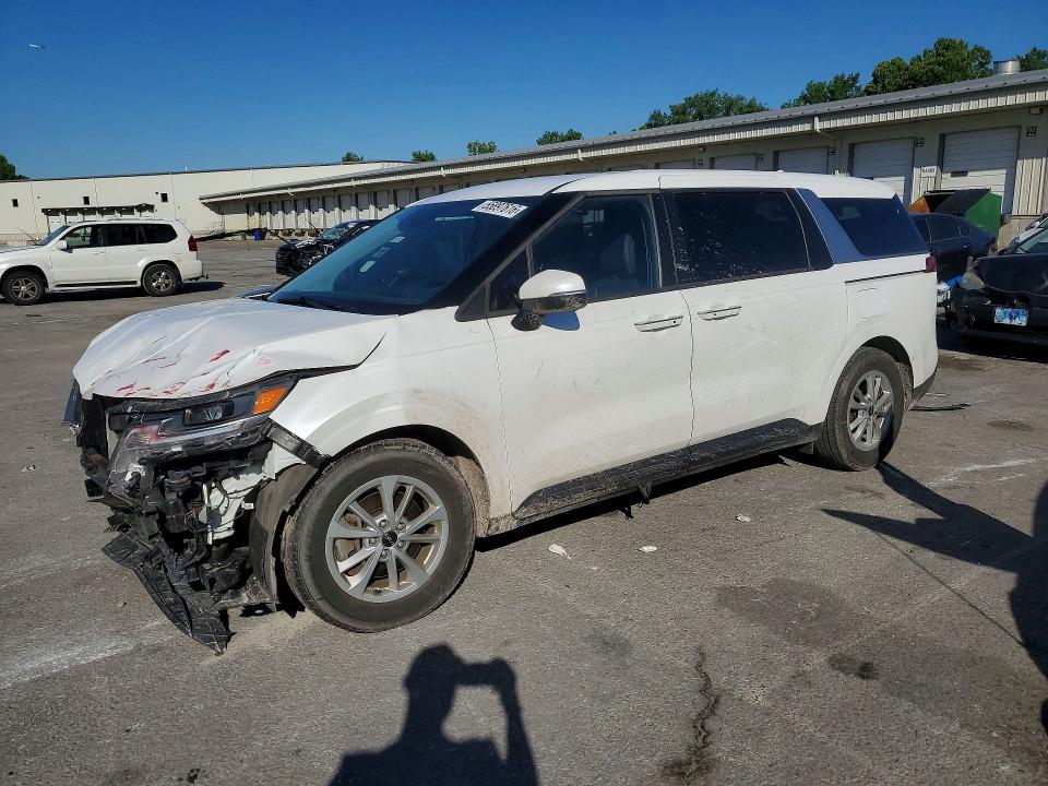 2023 Kia Carnival მანქანა იყიდება აუქციონზე, vin: KNDNB4H39P6282989, აუქციონის ნომერი: 55897616