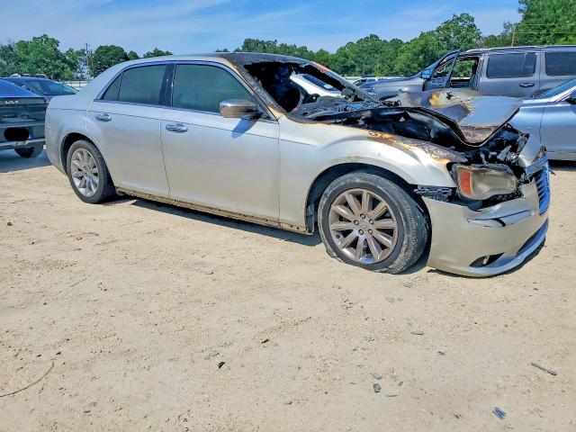 58684386 :رقم المزاد ، 2C3CCACG8CH309089 vin ، 2012 Chrysler 300 مزاد بيع