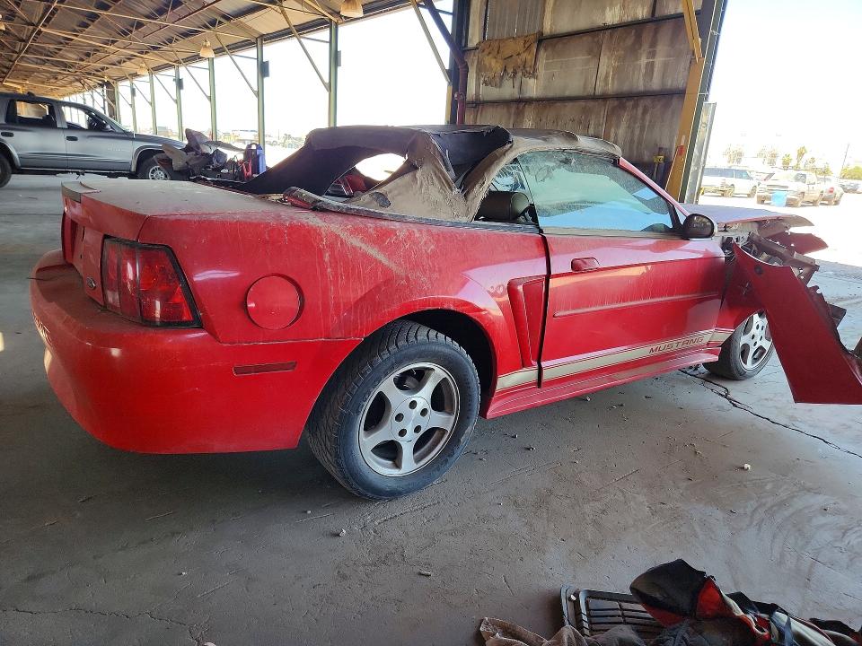 56192036 :رقم المزاد ، 1FAFP44442F216286 vin ، 2002 Ford Mustang مزاد بيع